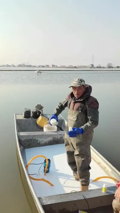 清塘一泼三浇 #大闸蟹养殖 #养蟹发哥