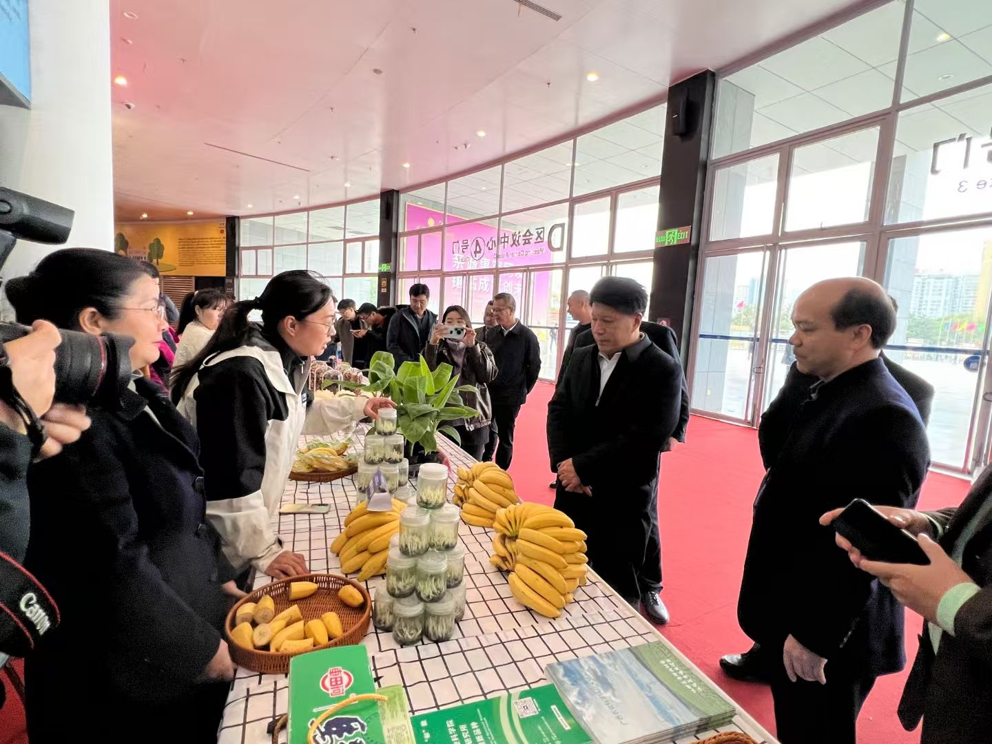 http://static.ixuenong.com/pxn/uploads/prod/thirdfile/2025/05/f5a980f95f0399b254782bc319a52c39.jpg