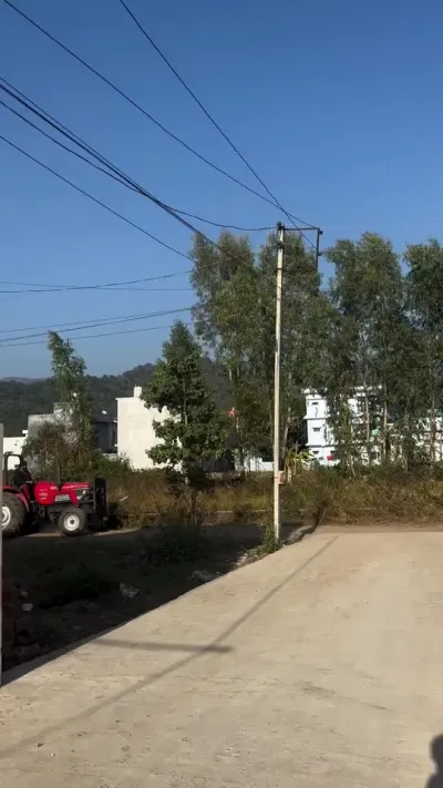 印度马恒达拖拉机🚜 #马恒达拖拉机 #拖拉机驾驶技术 #印度拖拉机 #现代农业机械 #农机视频 @抖音小助手