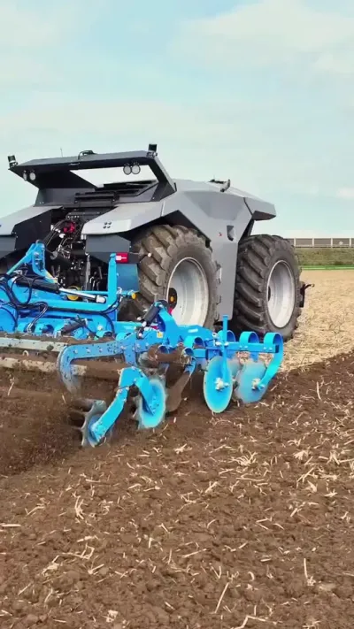 无人驾驶拖拉机🚜 #无人驾驶拖拉机 #agxeed #无人拖拉机 #现代农业机械 #农机视频 @抖音小助手