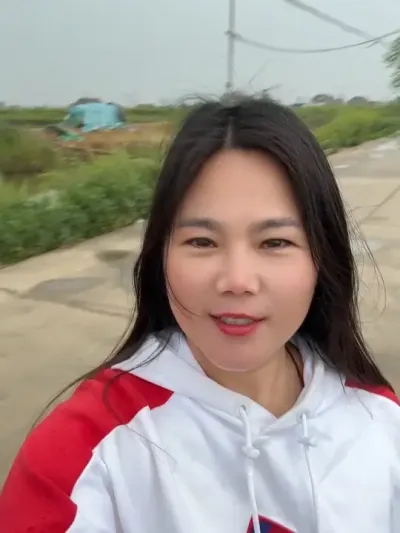 下雨丌影响出很#南美白对虾养殖 #罗氏沼虾养殖