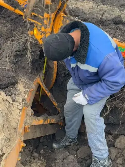 深耕 #深耕犁 #深耕土地 #大马力拖拉机 #现代农业机械 #农机视频 @抖音小助手