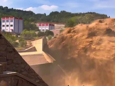 《肘击中原5000年》《最暴躁的母亲河》《肘击每一个不注重水利的王朝》《注重水利也肘》《为了活命居然叫我母亲》#黄河母亲