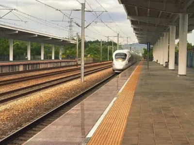 分别总是在九月 回忆是思念的愁