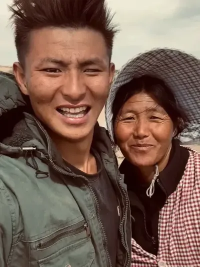 �������ܼ�ֶ����ֻҪ��������һ���ԭ�� ������ɳ��·�Ͼͻ���Զ�ᶨ������ȥ��ֱ����ԭ�����洦��������ɳ��������΢����