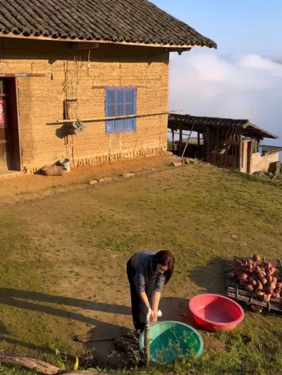 ��������һ��������Զ����ԭ���Ǽ��ſڵľ����������һ��һľ���ǿ��ڹ�����������Ҳ�Ǳ��˵�ʫ��Զ��.#���� #���Ӱ�� #�ҵ��������� #�ƺ�